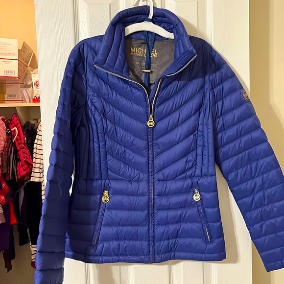 MICHAEL Michael Kors Jackets & Blazers - MICHAEL Michael Kors Puffer Lightweight Packable Jacket 🧥